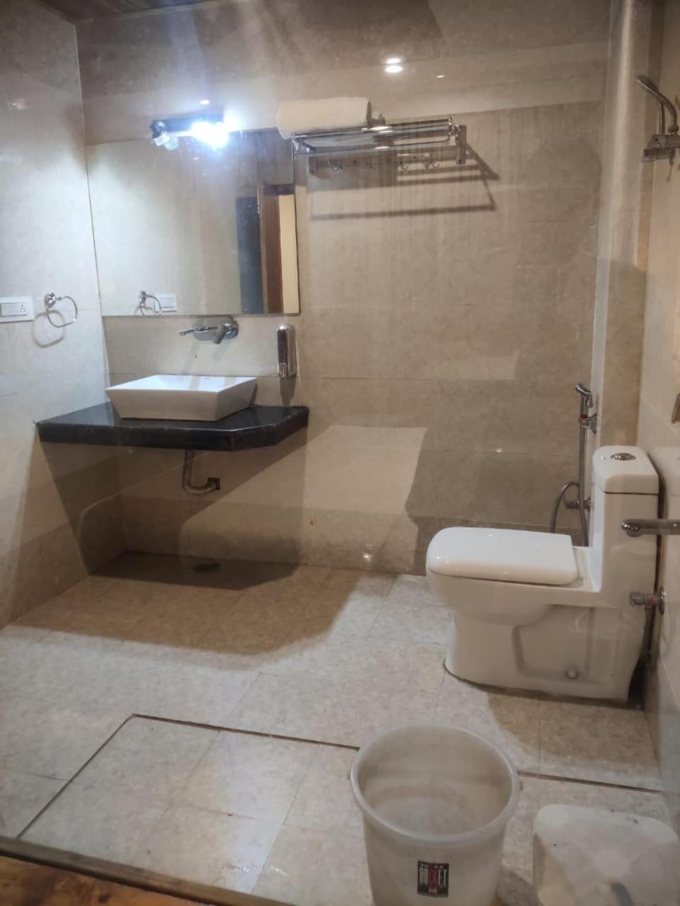 מנאלי Hotel Di Villa מראה חיצוני תמונה