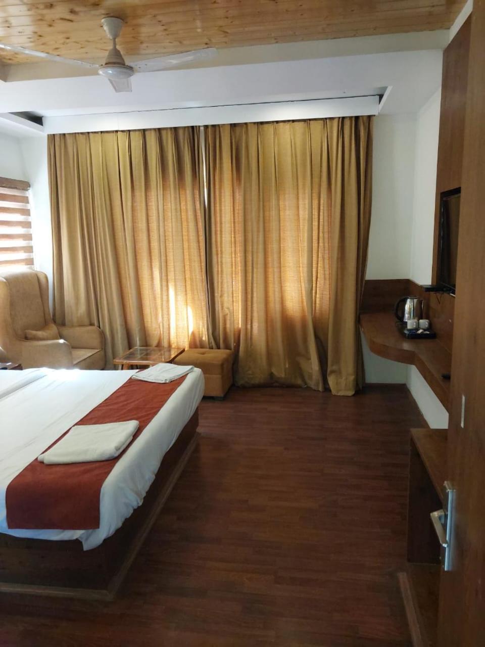 מנאלי Hotel Di Villa מראה חיצוני תמונה